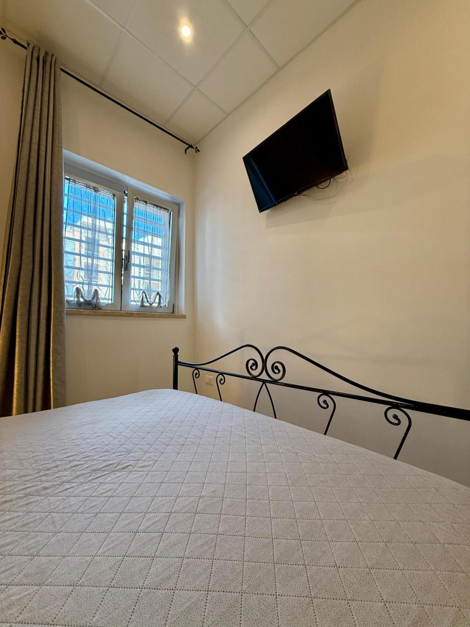 Cielo Stellato Apartments Полиняно а Маре Екстериор снимка
