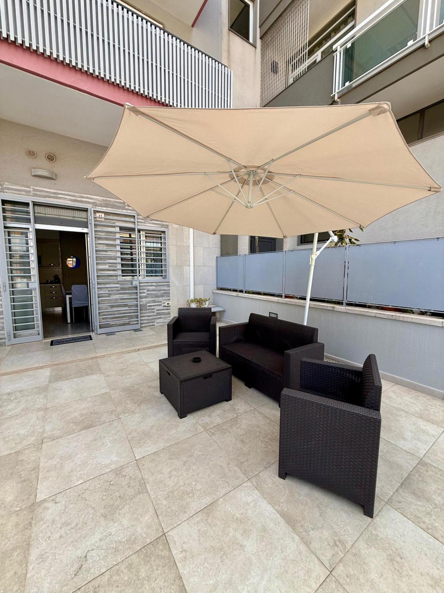 Cielo Stellato Apartments Полиняно а Маре Екстериор снимка